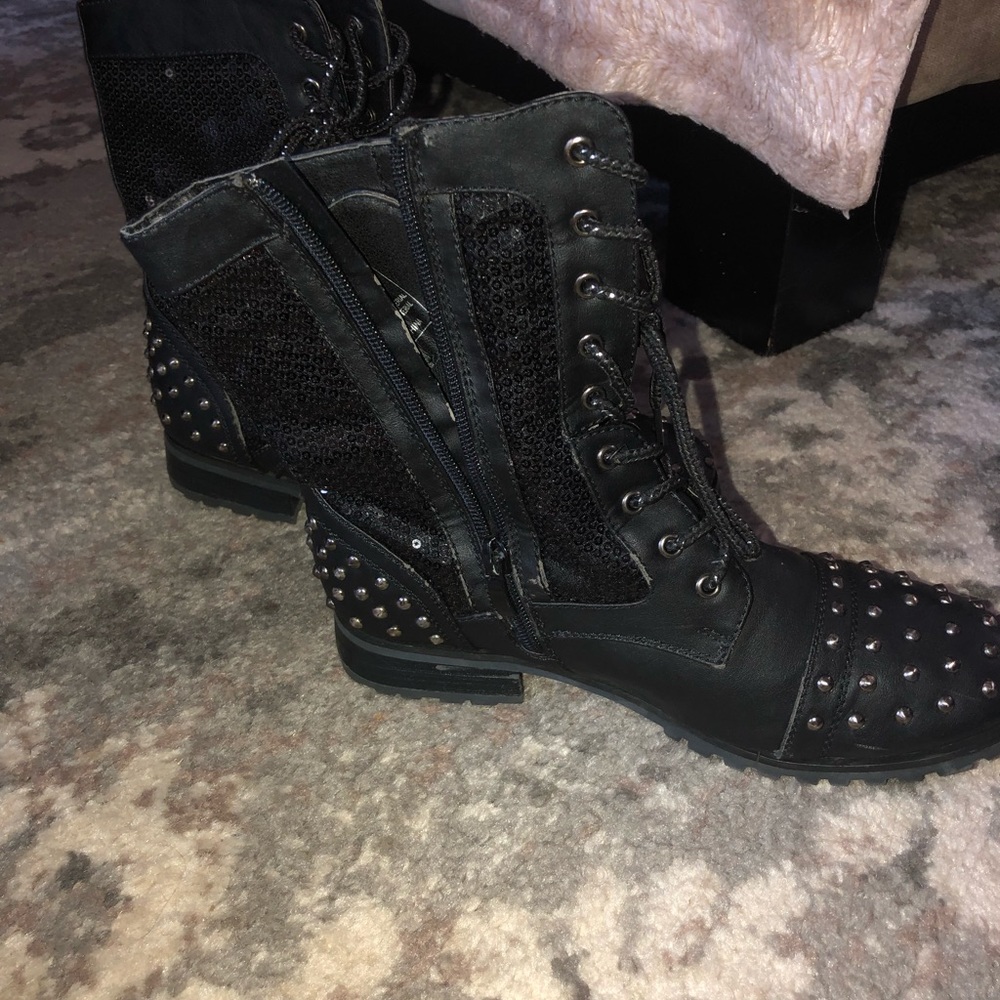 Boots - Picture 2 of 2